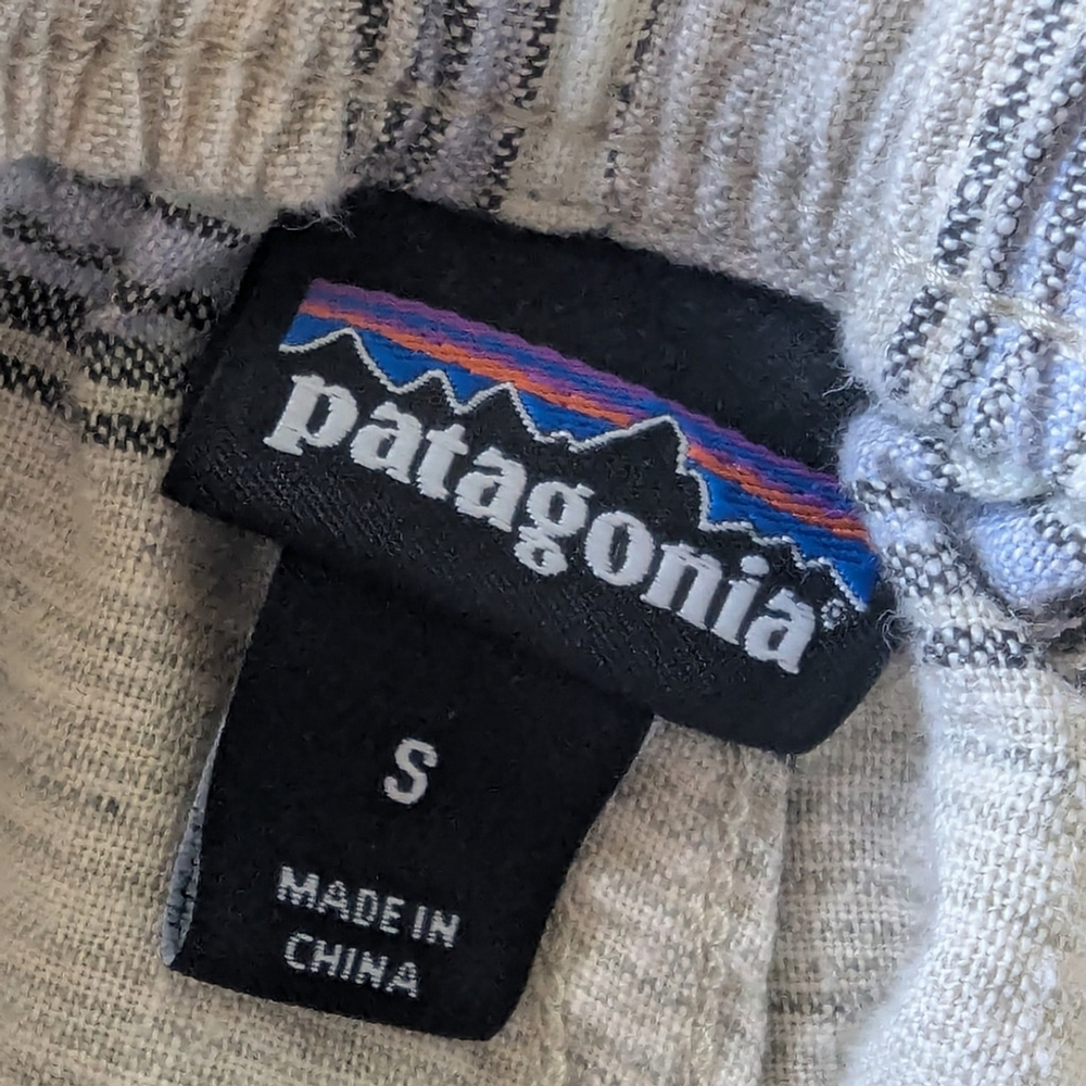 Patagonia Island Hemp Baggies Shorts | 3" Inseam | Striped Boho Neutral Sz S - Picture 6 of 12